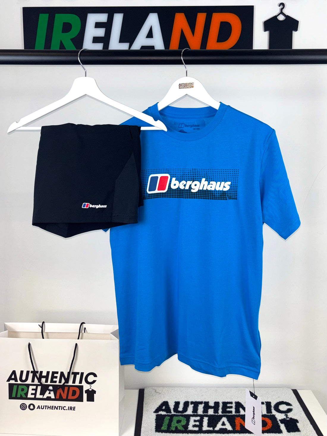 BERGHAUS LOGO SET - SKY BLUE/BLACK