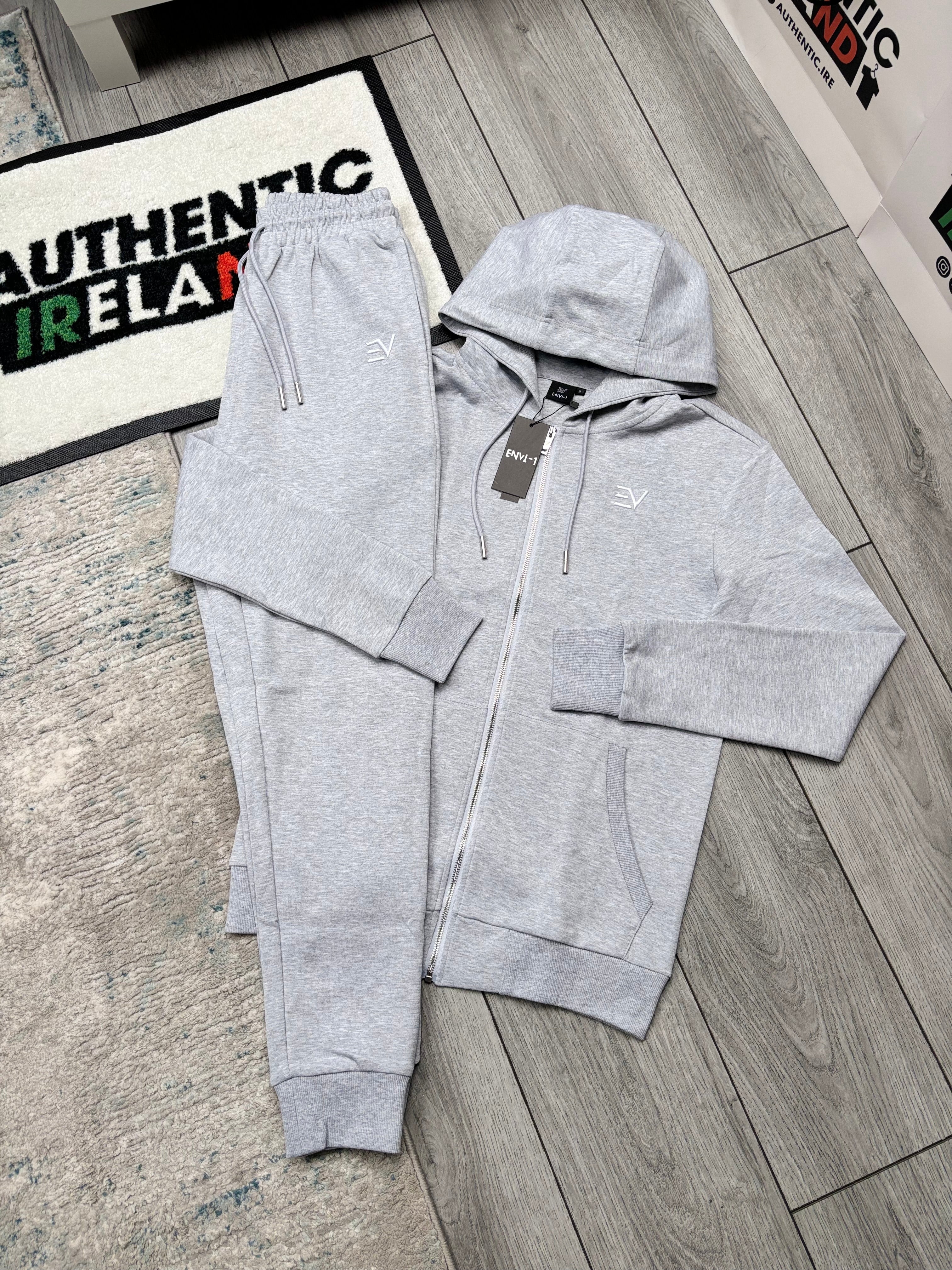 ENVI LUXE TRACKSUIT GREY – Authentic Ireland ™