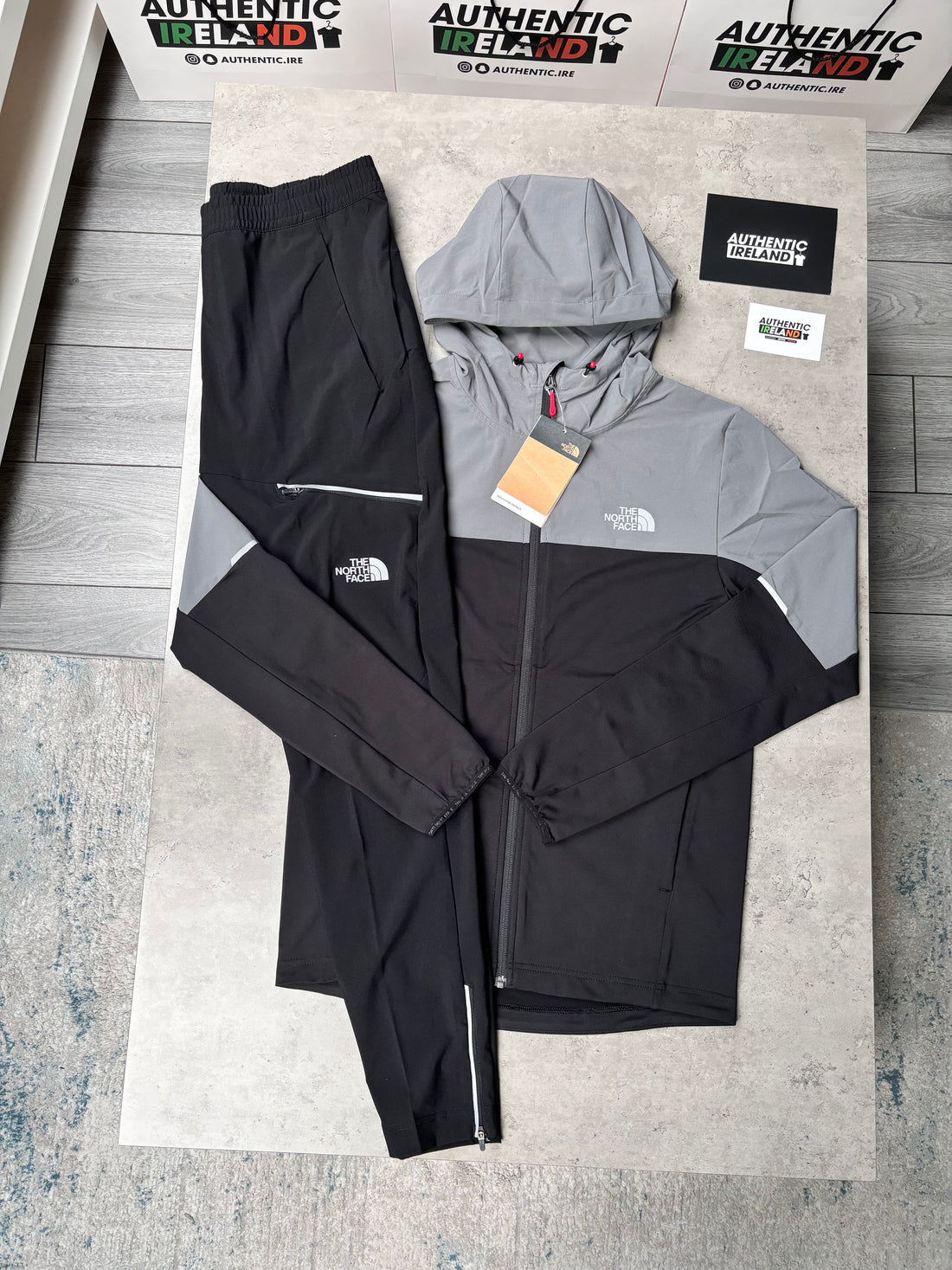 THE NORTH FACE VENT TRACKSUIT - BLACK/GREY