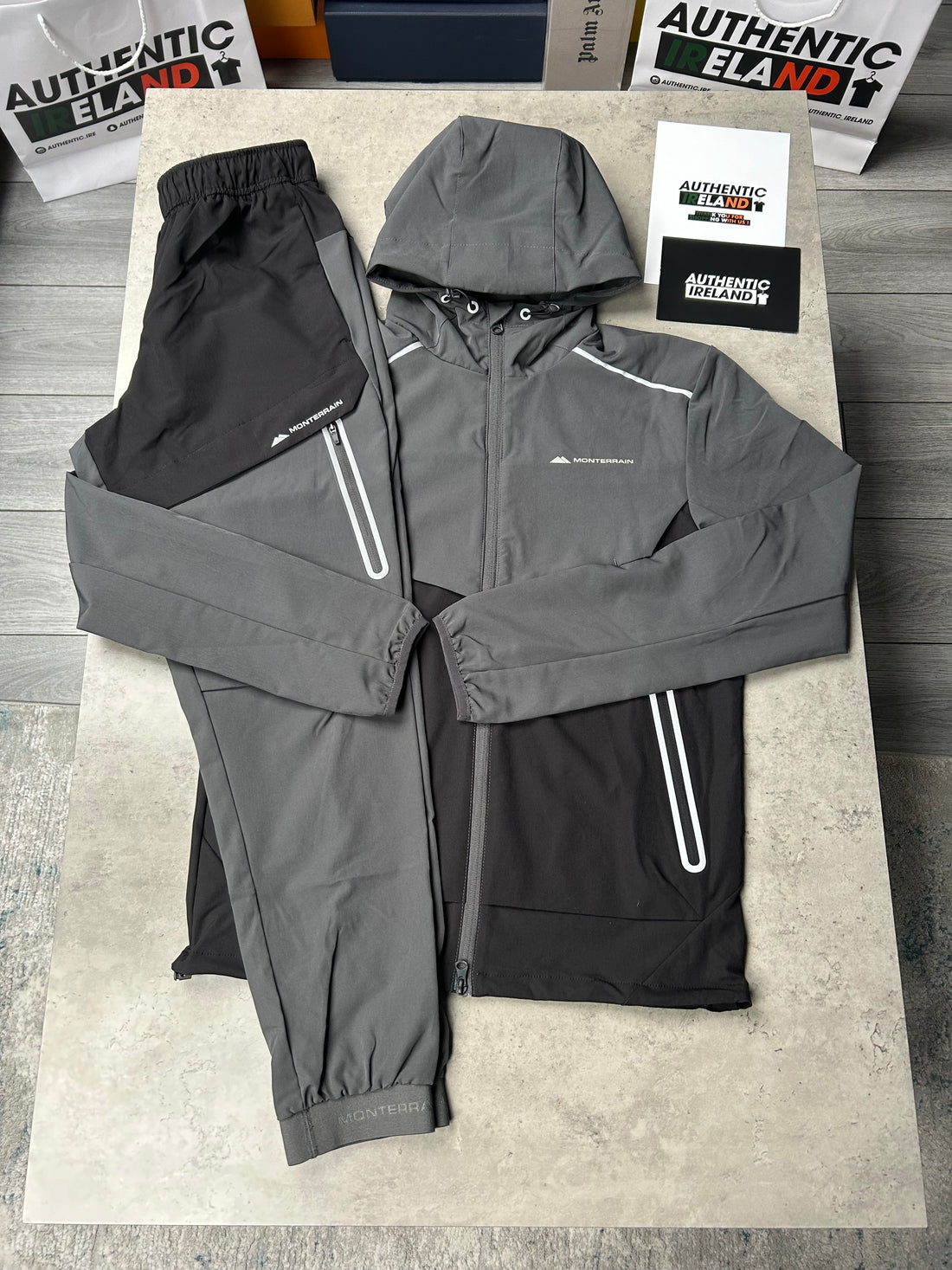 MONTERRAIN TWO-TONE TRACKSUIT - BLACK/SLATE