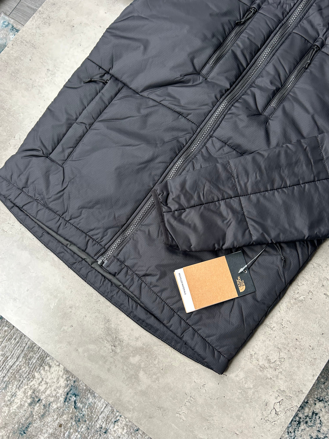 THE NORTH FACE NYLON PUFFER JACKET - BLACK