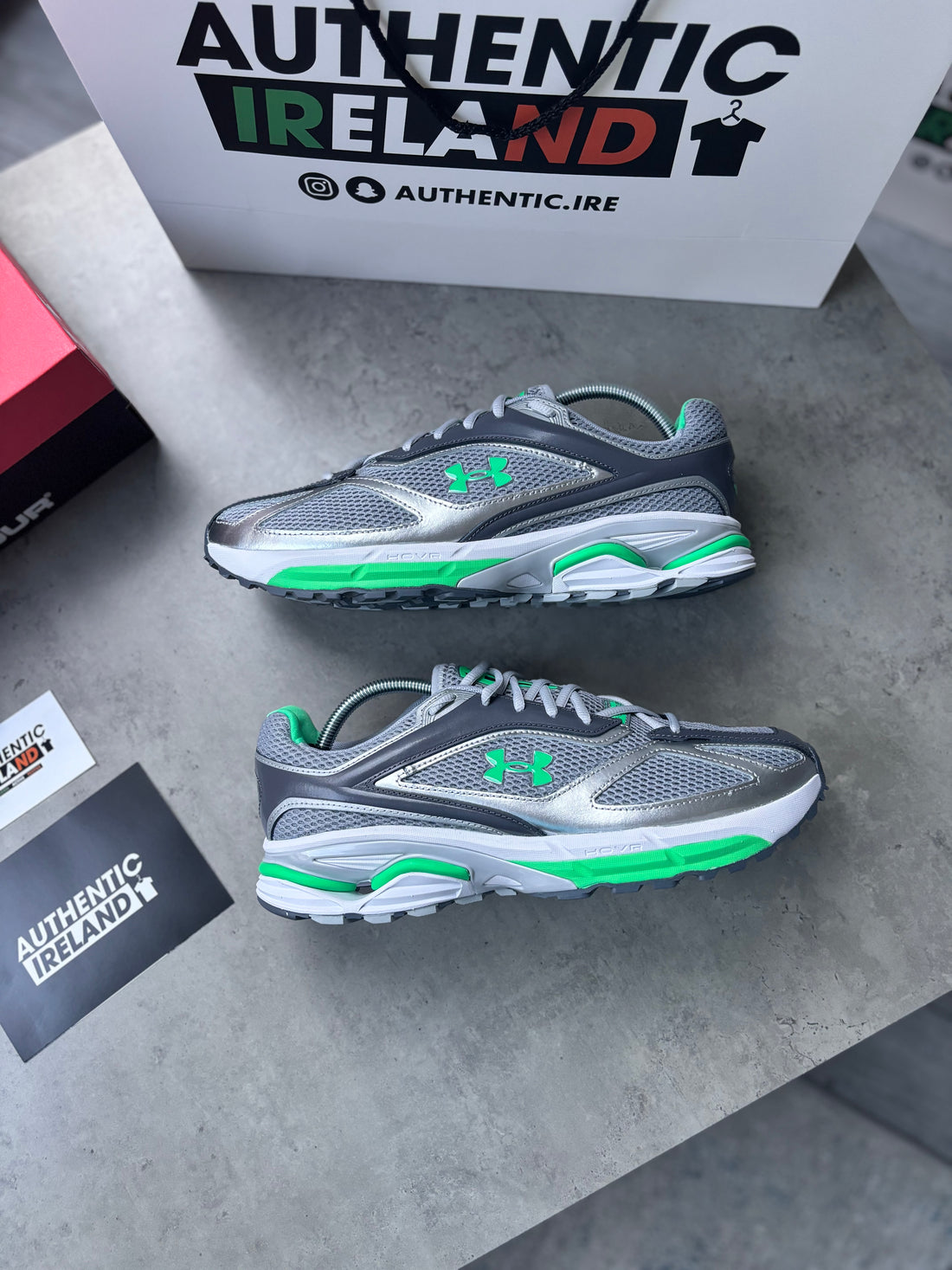 UNDER ARMOUR HOVR RUNNERS - GREY/MINT GREEN