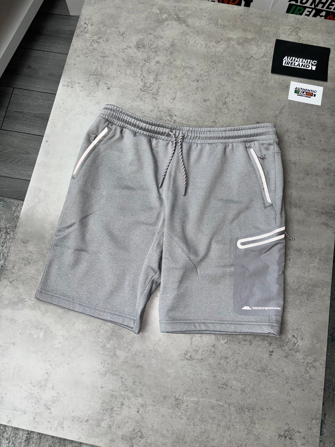 MONTERRAIN SPEED SHORT - GREY