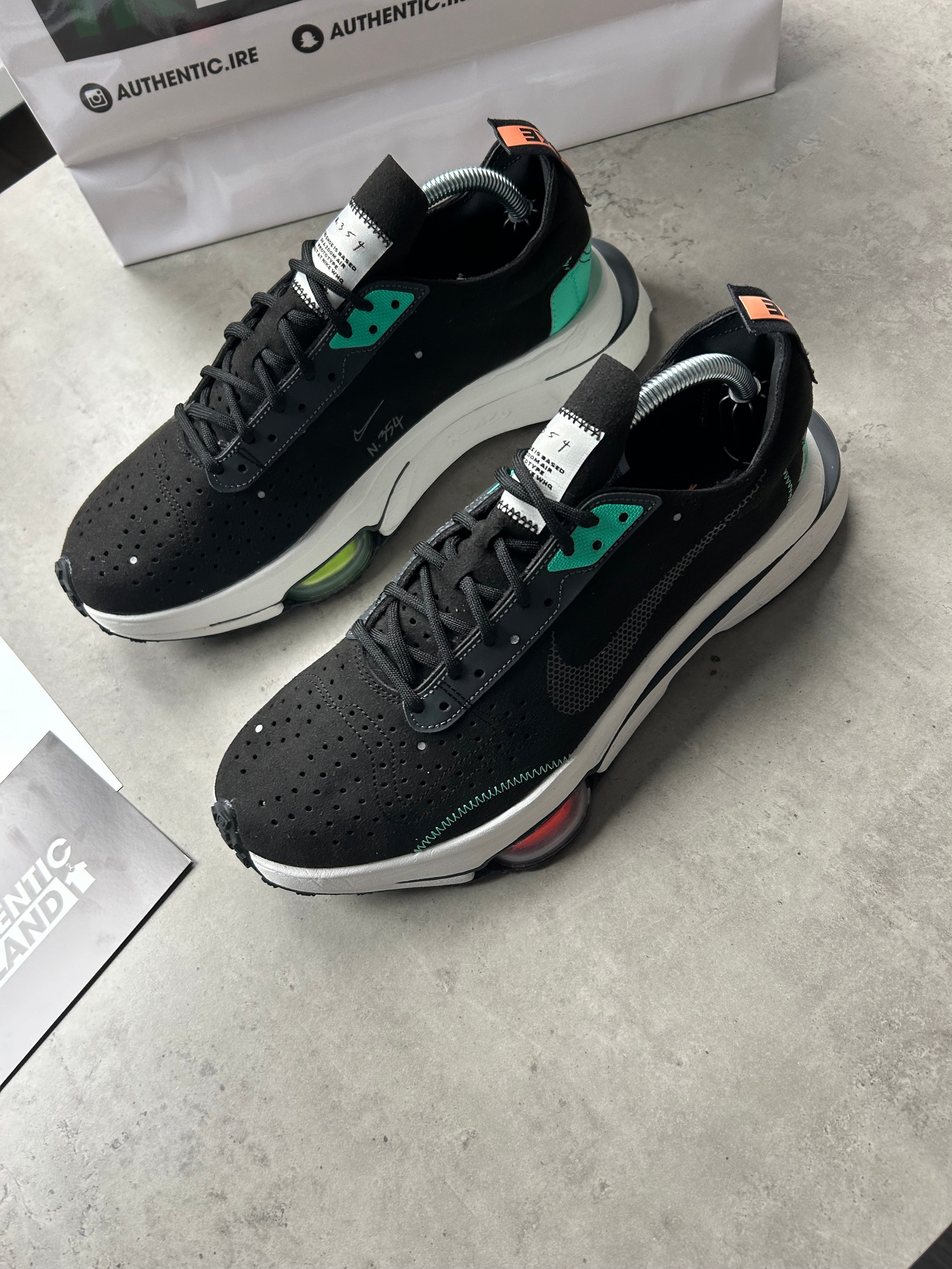 nike zoom black menta