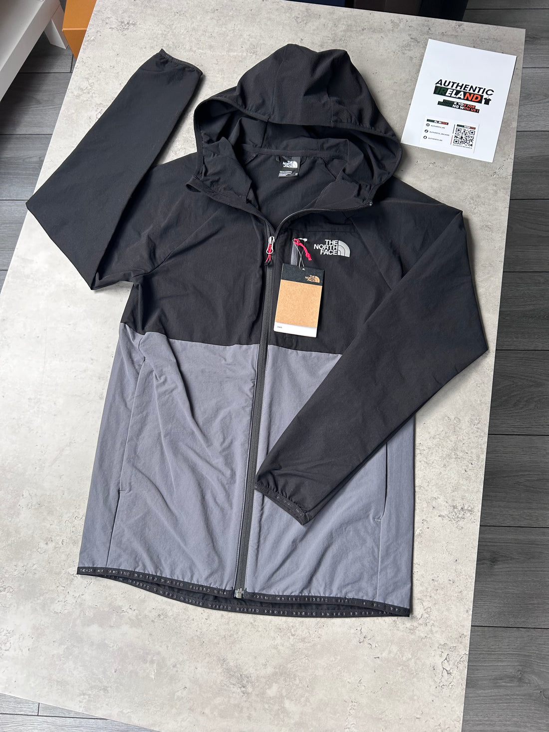 THE NORTH FACE WOVEN TRACKSUIT - GREY/BLACK