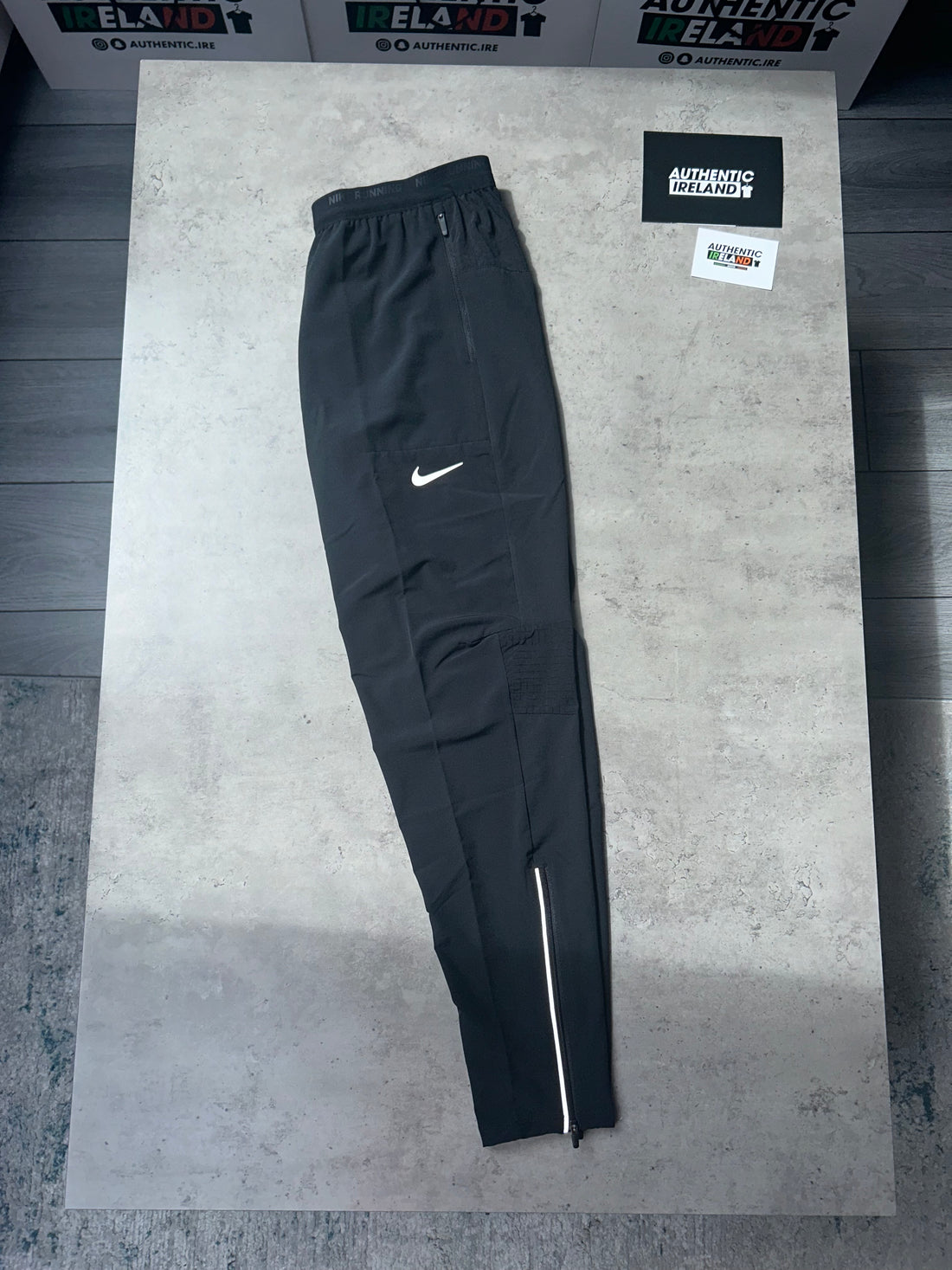 NIKE PHENOM PANTS - BLACK