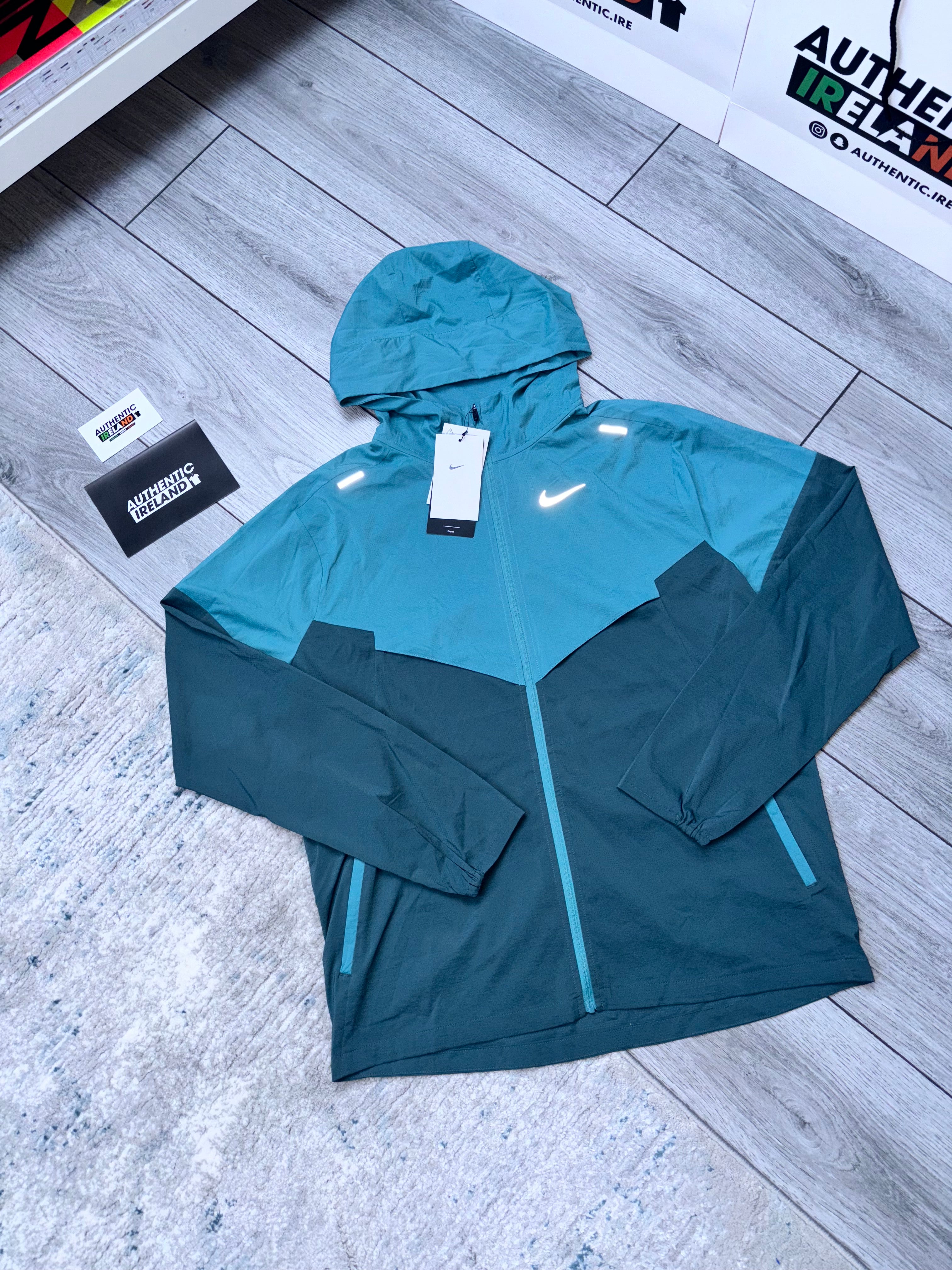 NIKE UV WINDRUNNER JACKET 1.0 TEAL