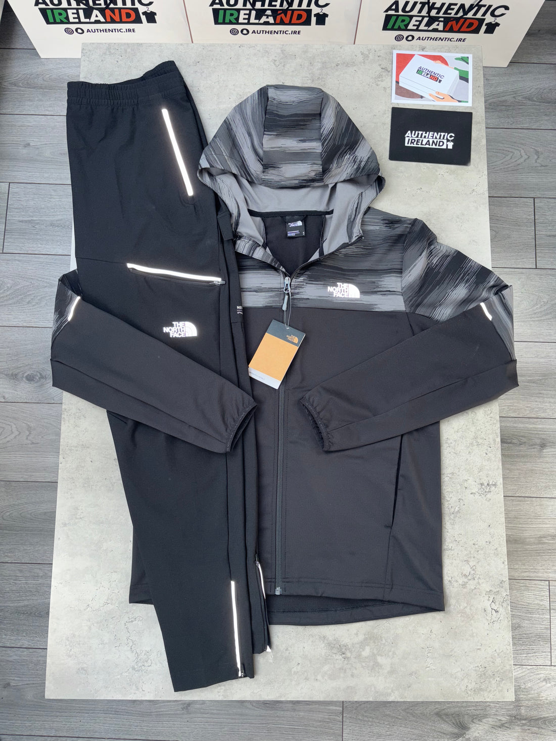 THE NORTH FACE ABSTRACT TRACKSUIT - BLACK