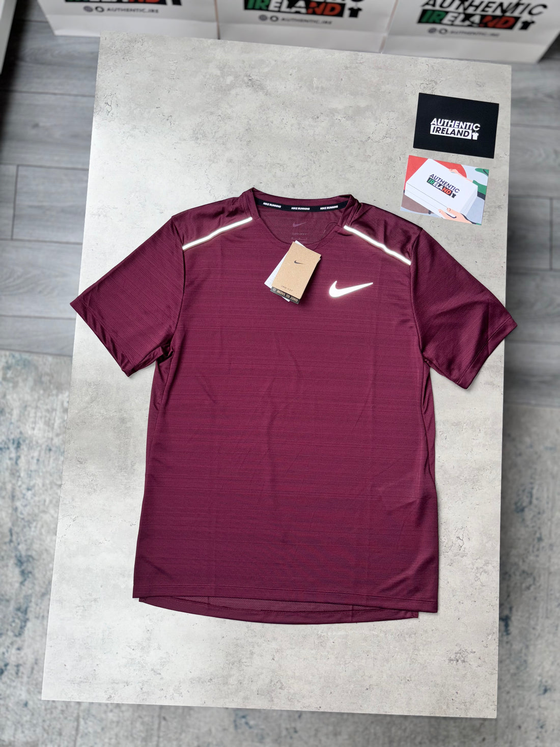 NIKE MILER 1.0 T-SHIRT - CHERRY