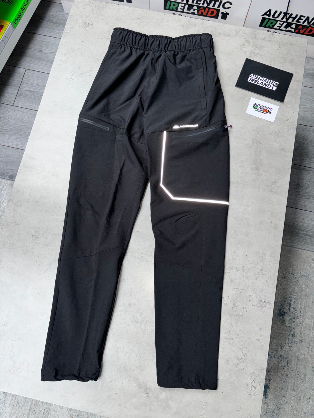 MONTERRAIN RAMBLE WOVEN TRACKSUIT - JET BLACK