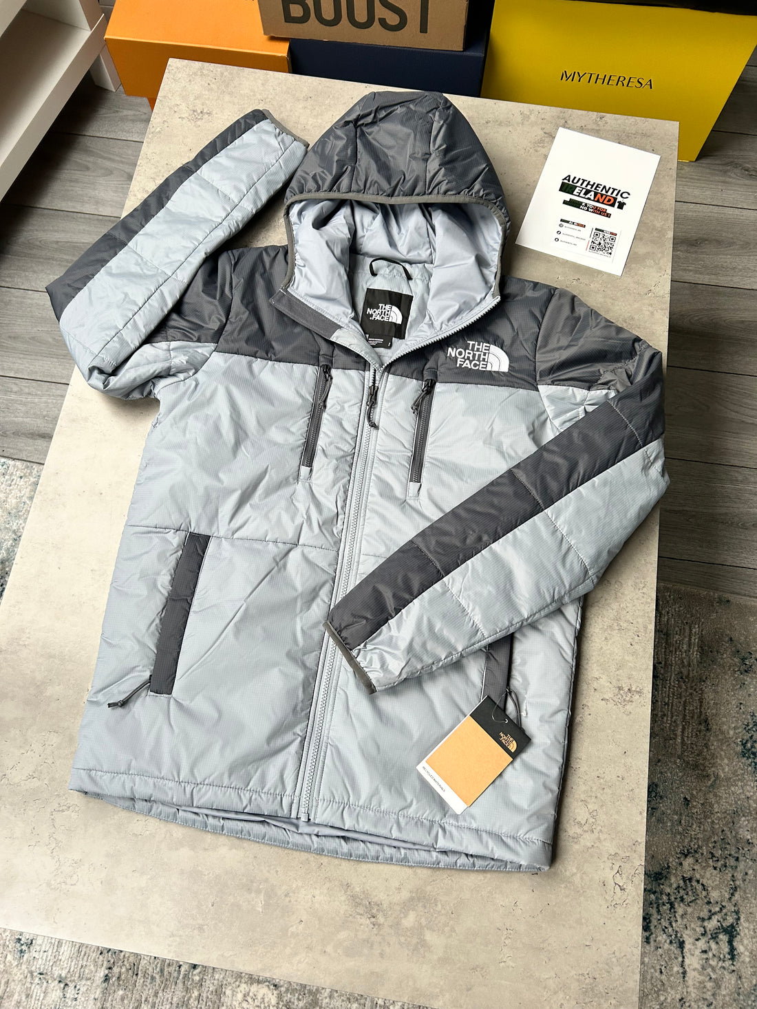 THE NORTH FACE NYLON PUFFER JACKET - GREY