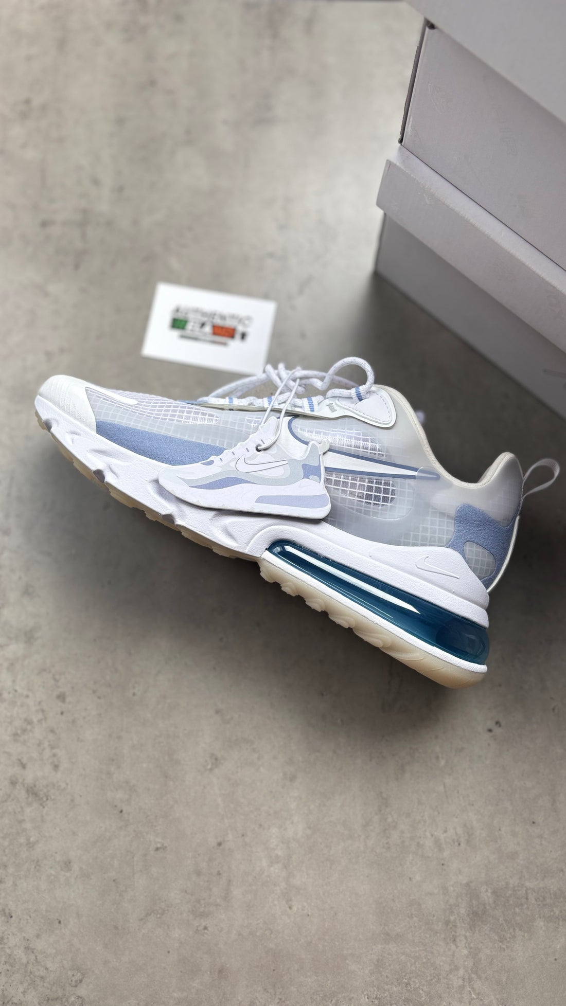 NIKE AIR MAX 270 REACT RUNNER - ICE BLUE