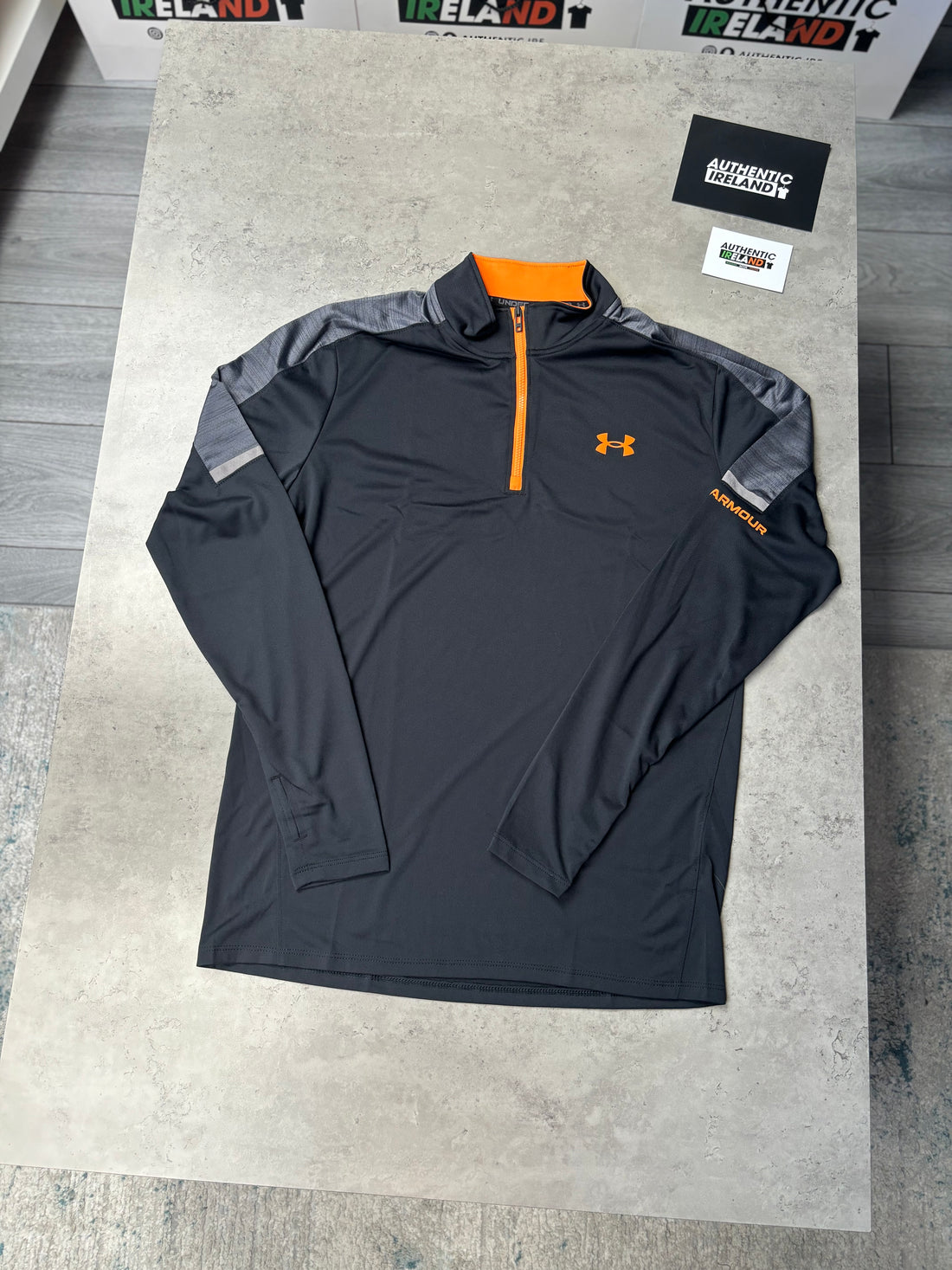 UNDER ARMOUR TECH 3-PIECE SET - BLACK/ORANGE