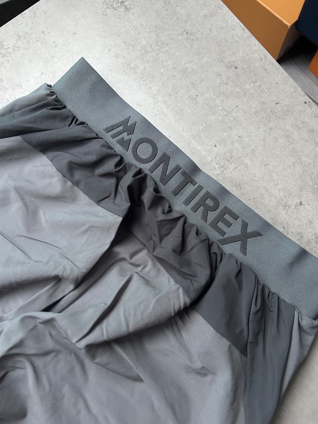 MONTIREX SHIFT TECH TRACKSUIT - GREY