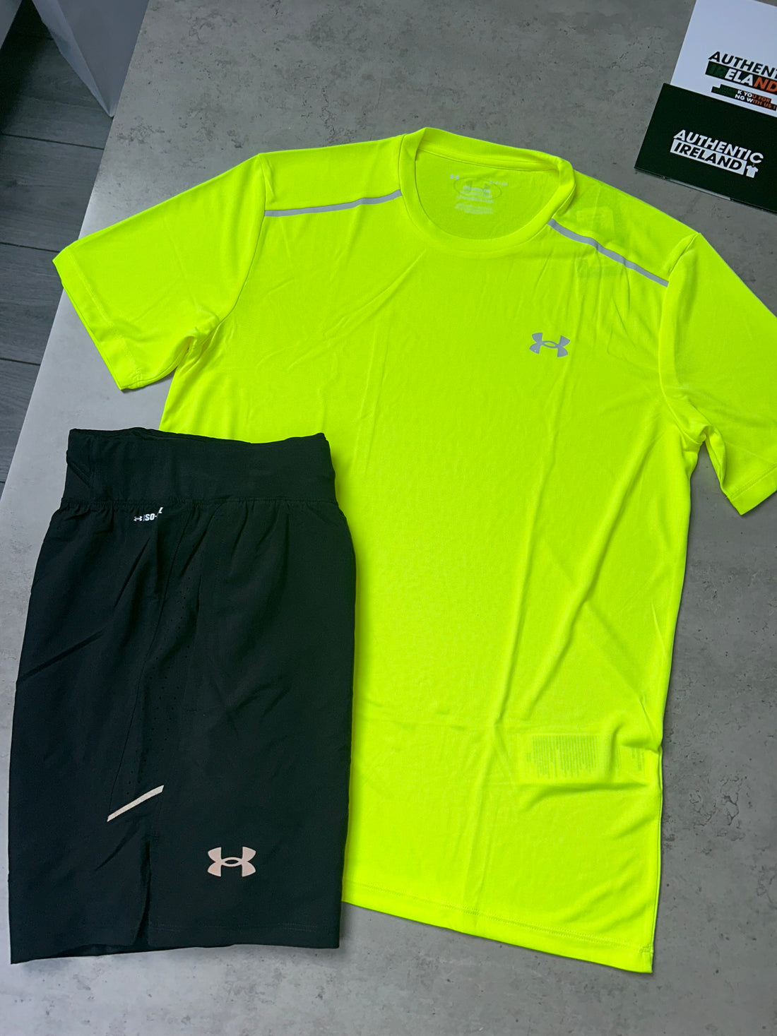 UNDER ARMOUR TECH SET - VOLT