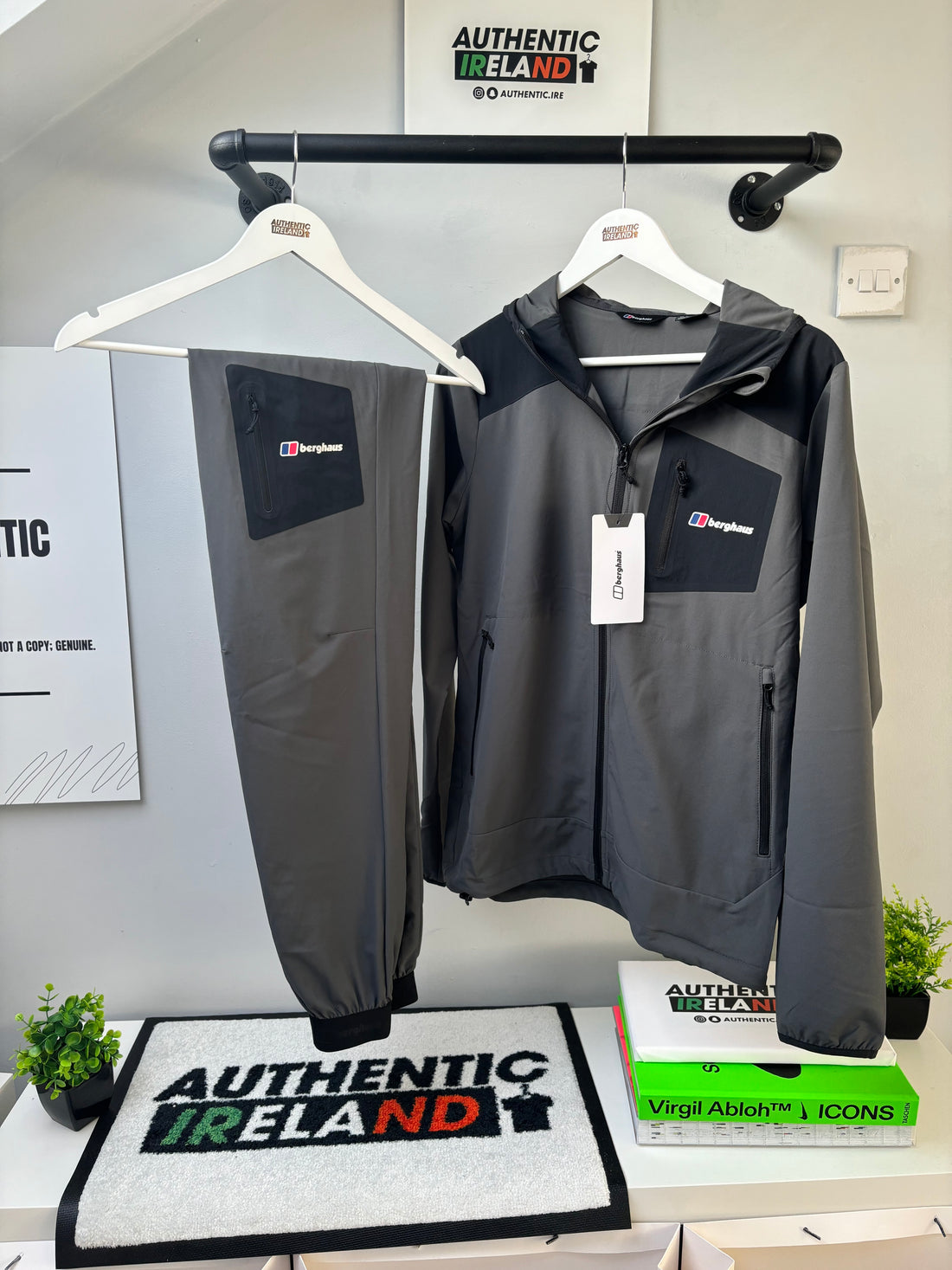 BERGHAUS FRONTIER TRACKSUIT - SLATE GREY