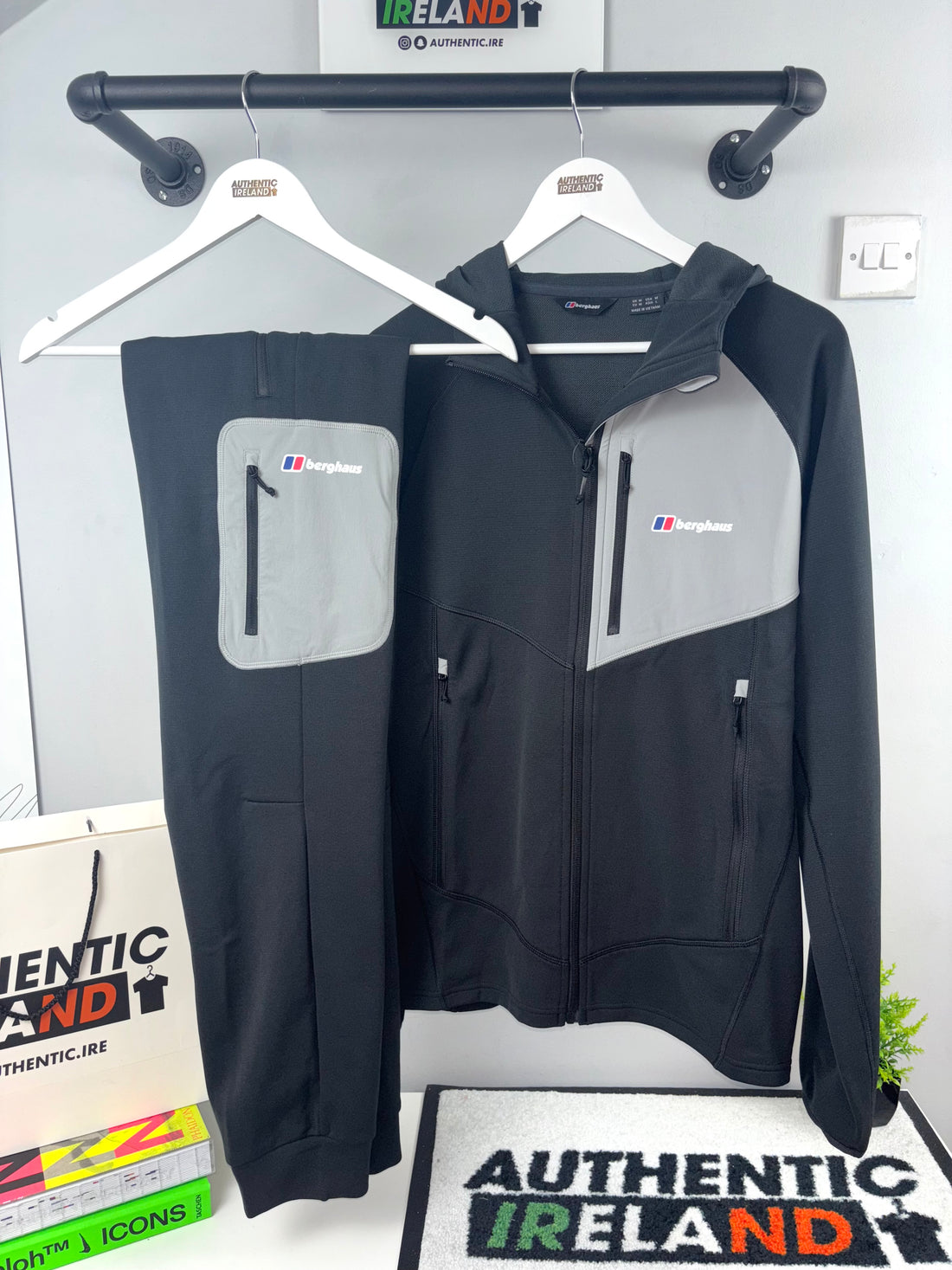 BERGHAUS FLEECE TRACKSUIT - BLACK/GREY