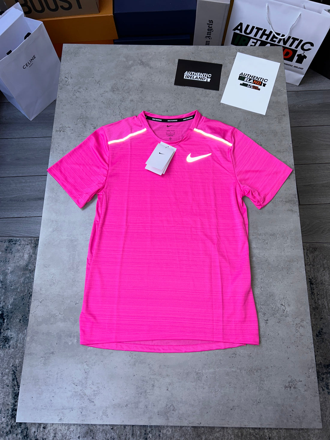 Mens pink nike sales dri fit shirt
