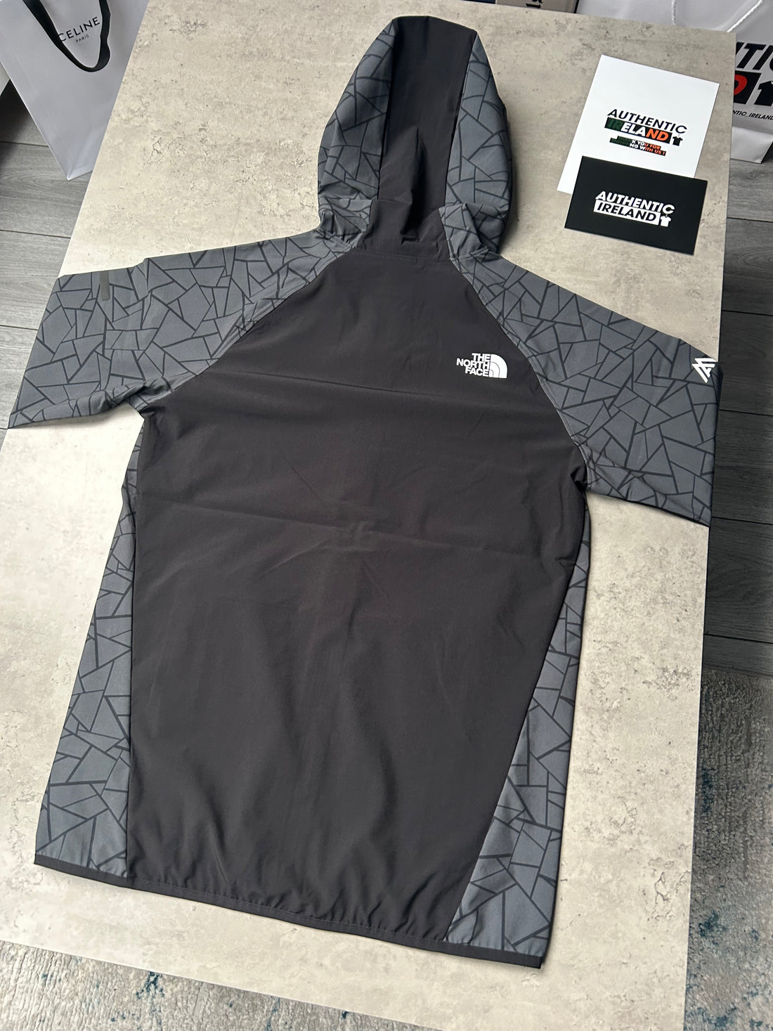 THE NORTH FACE WINDRUNNER SET - BLACK