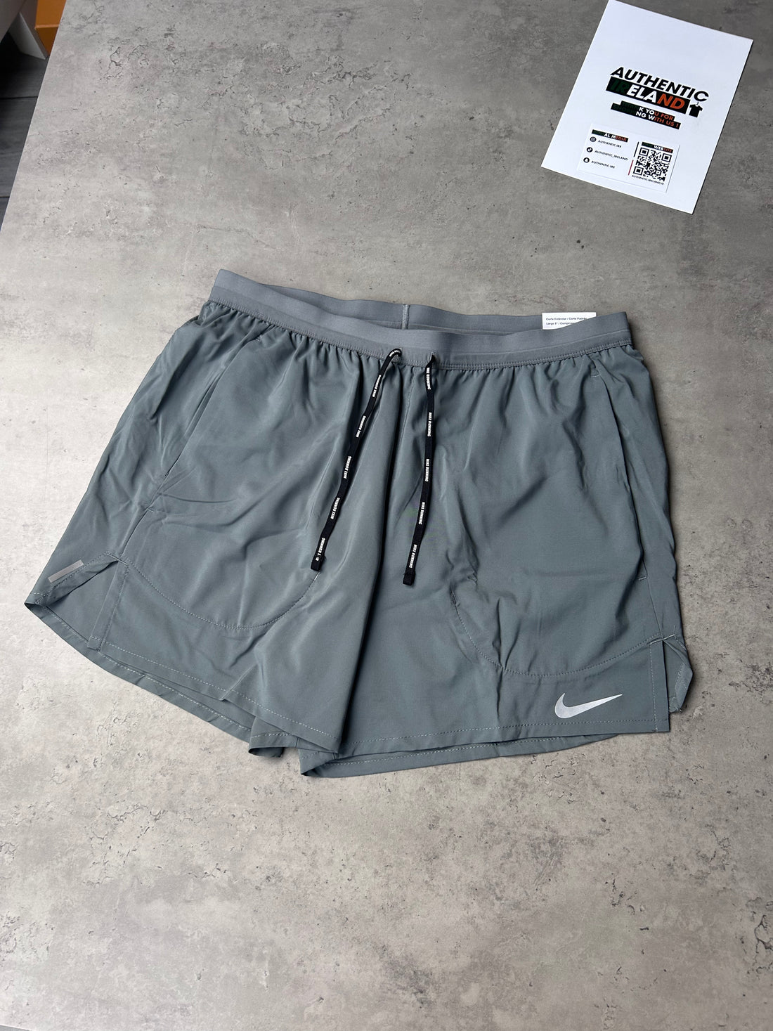 NIKE JACQUARD MILER SET - GREY