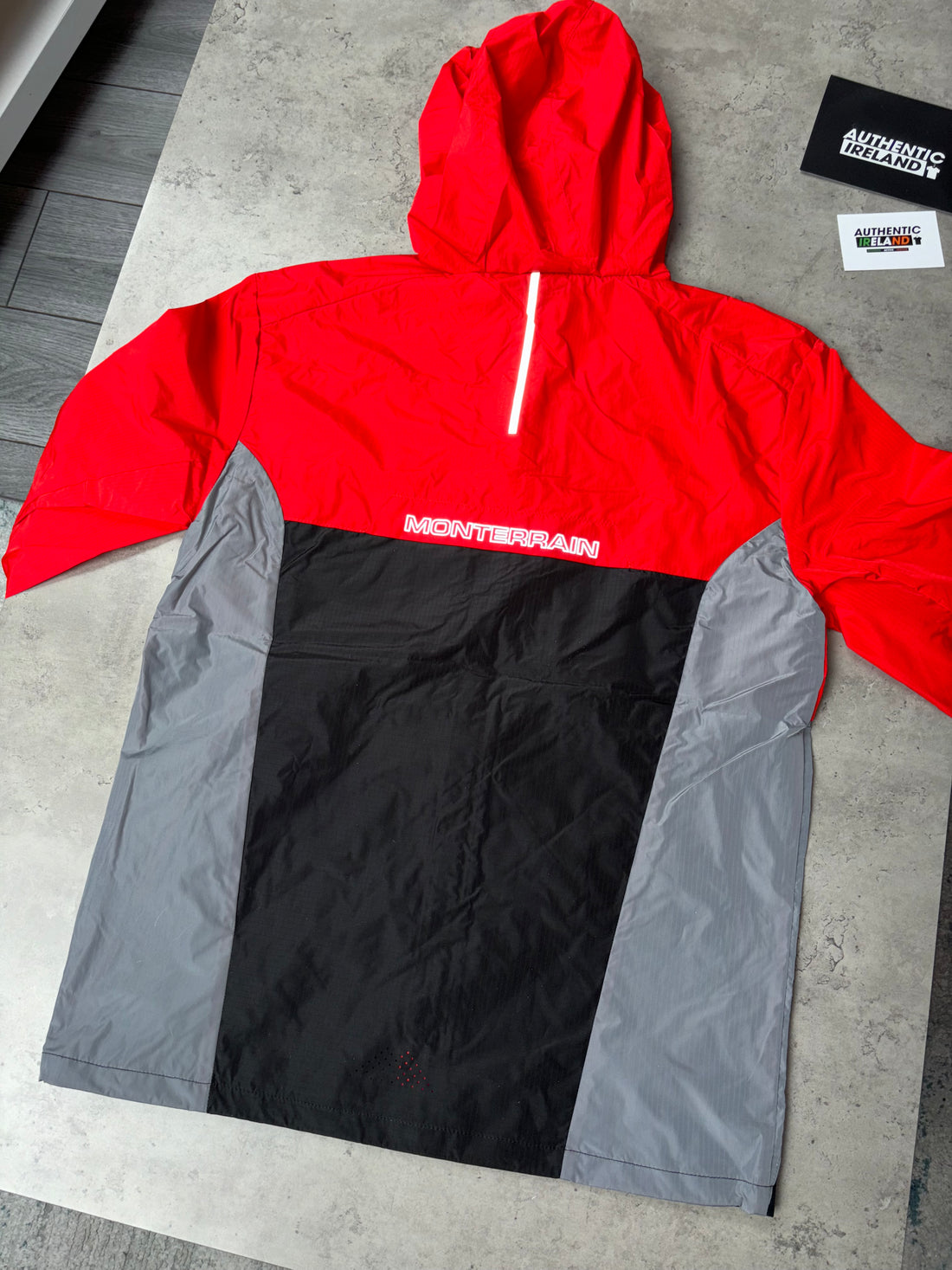 MONTERRAIN WINDRUNNER JACKET - RED/BLACK