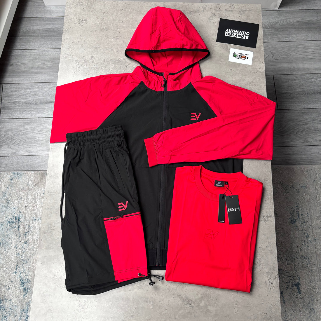 ENVI 3-PIECE WINDRUNNER SET - RED/BLACK