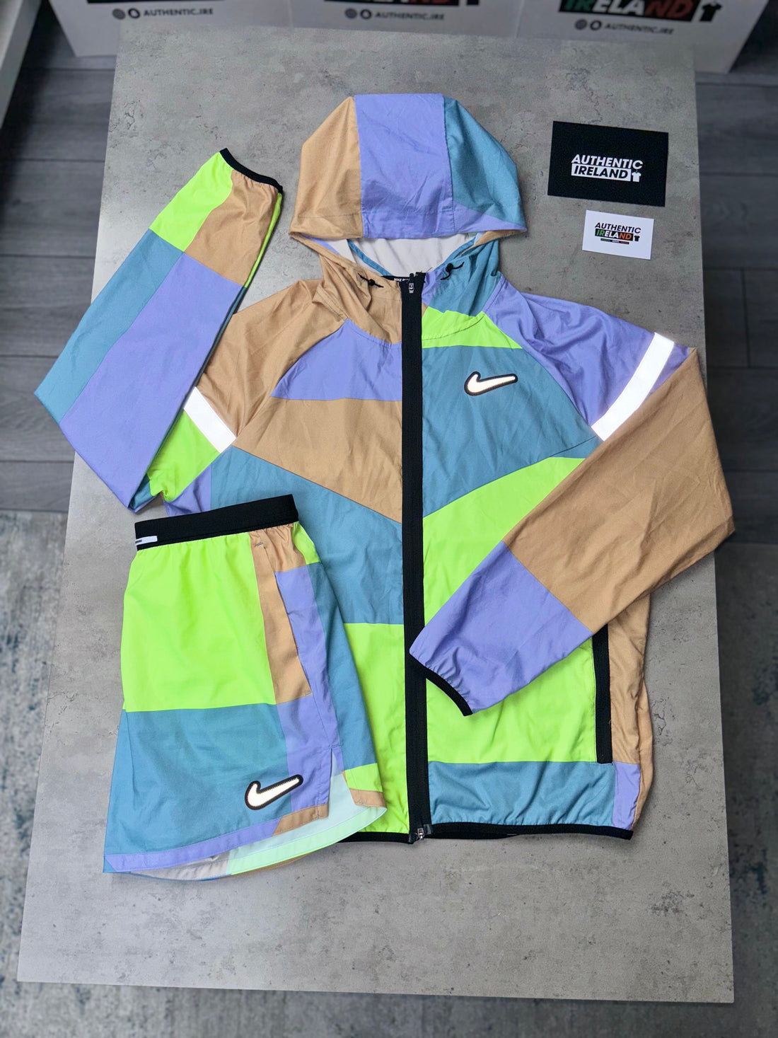 NIKE PATCHWORK JACKET SET - MULTI/VOLT