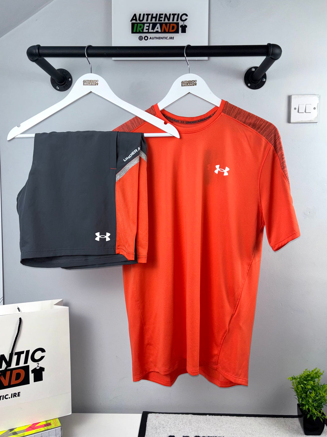 UNDER ARMOUR TECH SET - NEON RED/SLATE