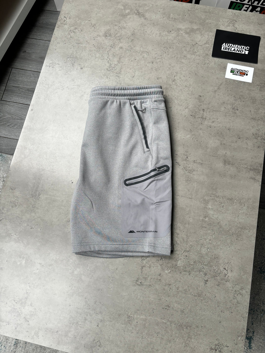 MONTERRAIN SPEED SHORT - GREY