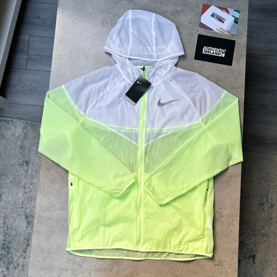 NIKE REPEL WINDRUNNER JACKET - VAPOUR GREEN