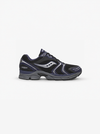 Saucony ProGrid Triumph 4 Trainer - Black / Naval from DripModa