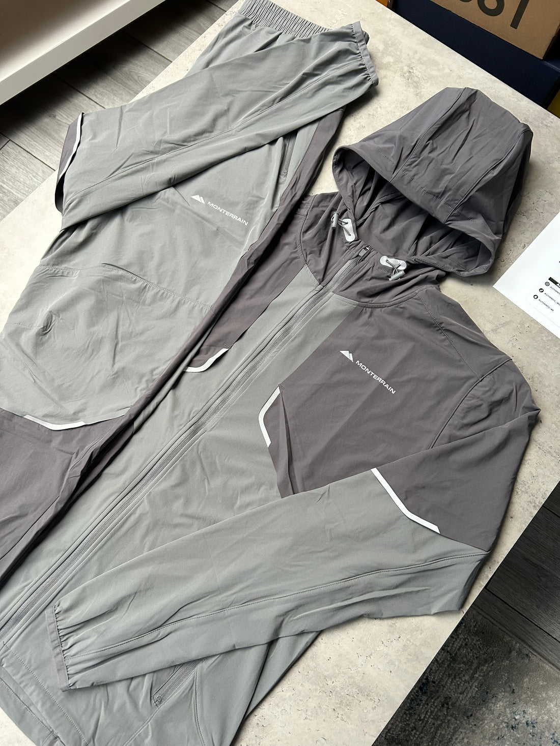 MONTERRAIN WINDRUNNER TRACKSUIT - GREY