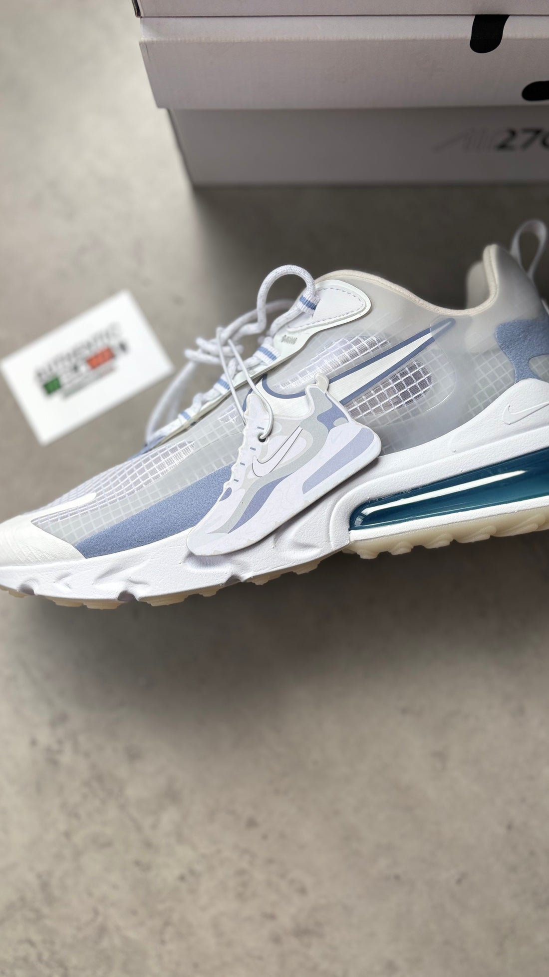 NIKE AIR MAX 270 REACT RUNNER - ICE BLUE