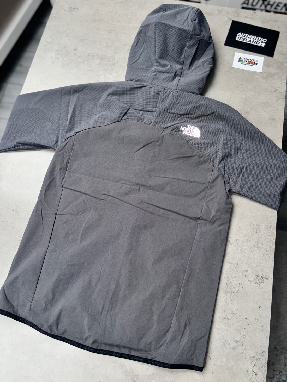 THE NORTH FACE WOVEN TRACKSUIT - GREY/BLACK