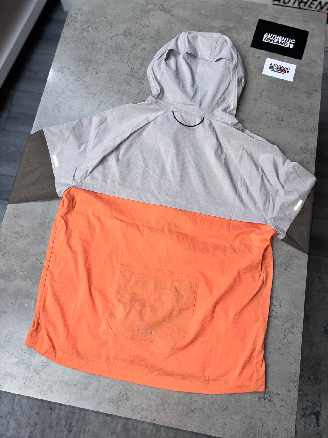 NIKE UV WINDRUNNER JACKET - PEACH/BEIGE/BROWN