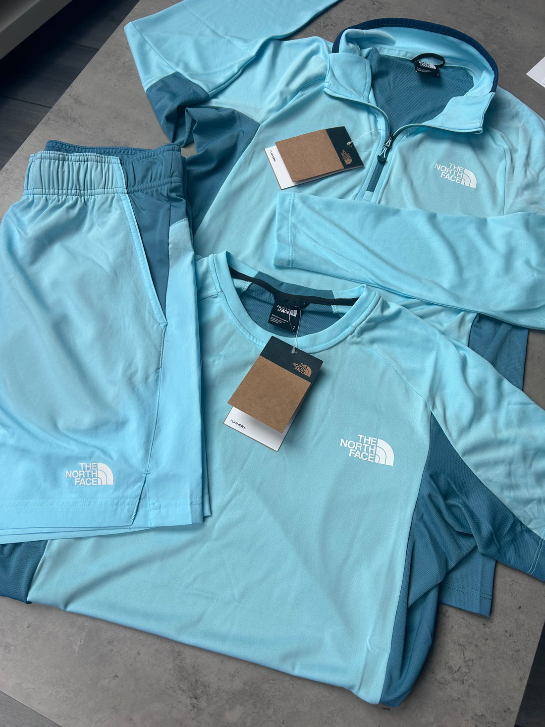 THE NORTH FACE 1/4 ZIP 3-PIECE SET - ICE BLUE