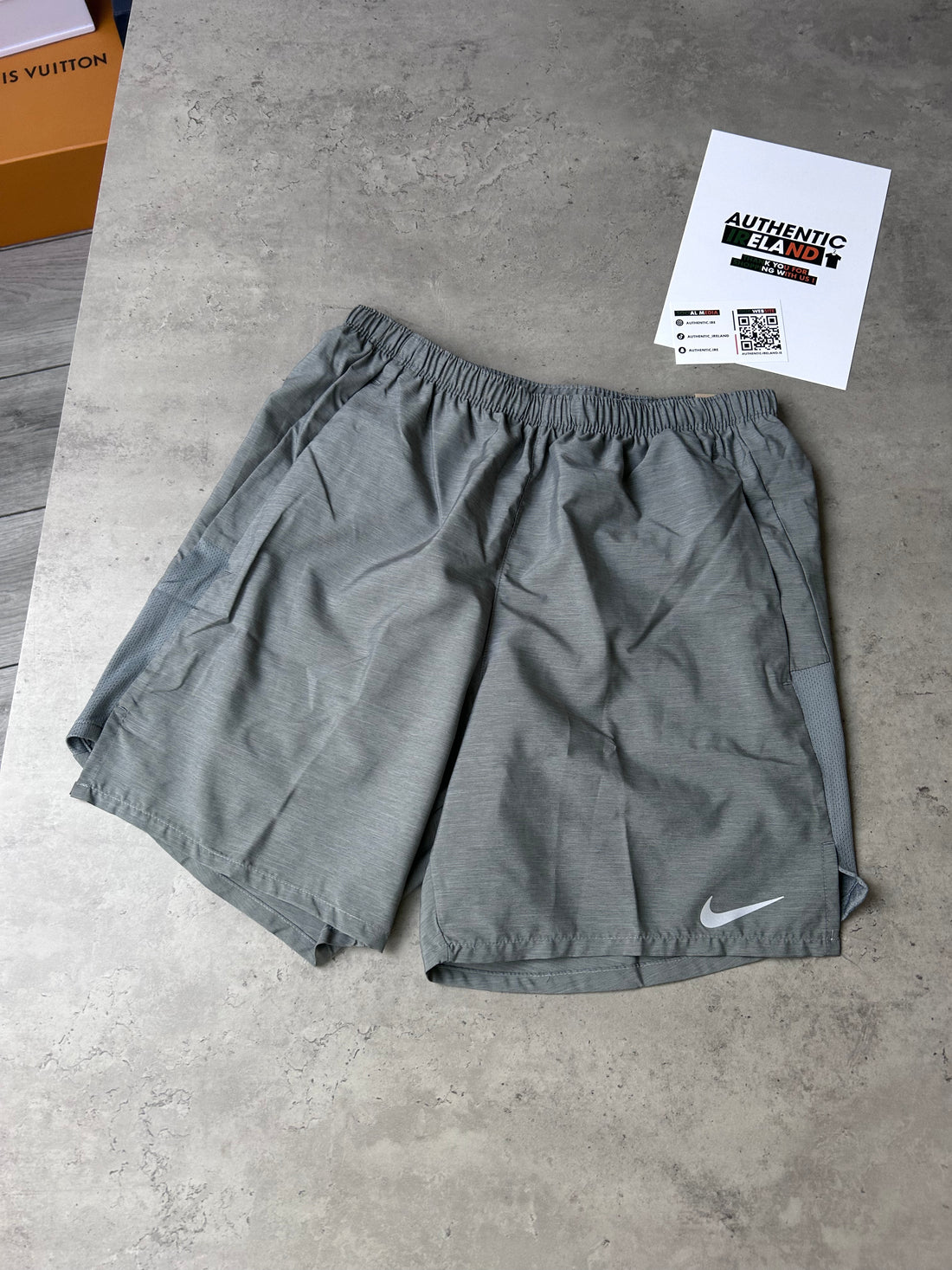 NIKE MILER SET 1.0 - KIWI/GREY