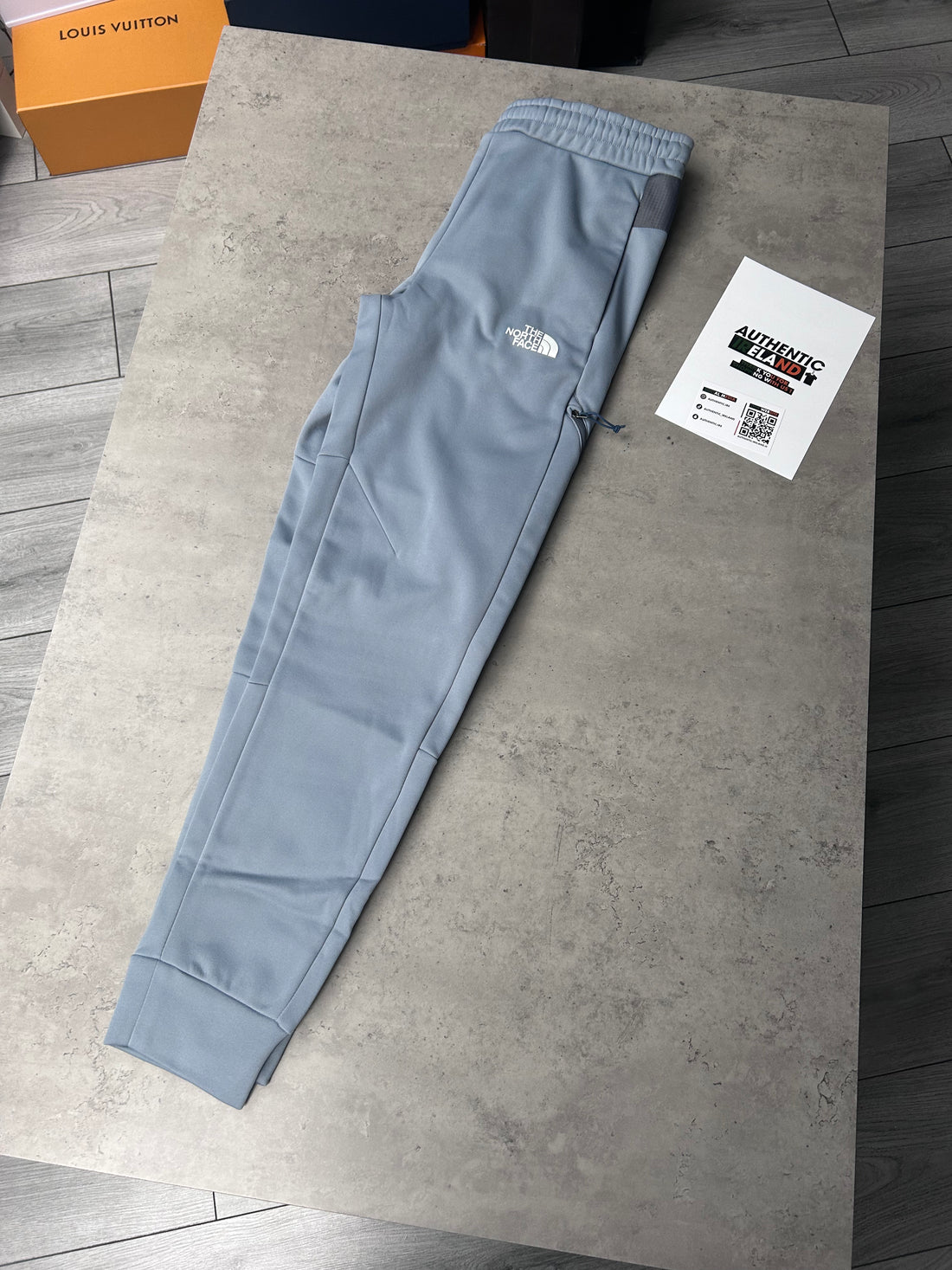 North face mittellegi best sale tracksuit bottoms