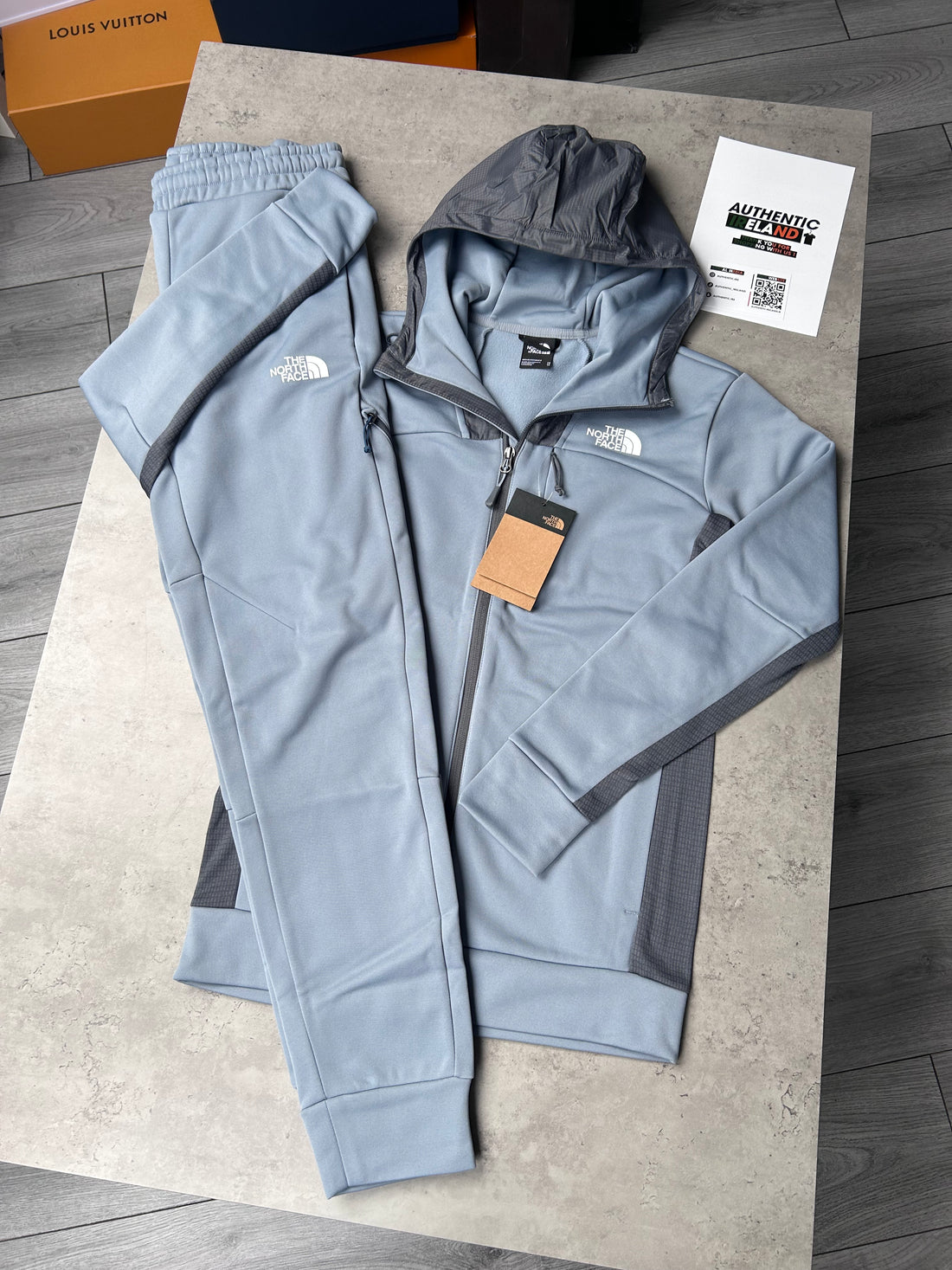 THE NORTH FACE MITTELEGI TRACKSUIT ICE GREY authenticireland